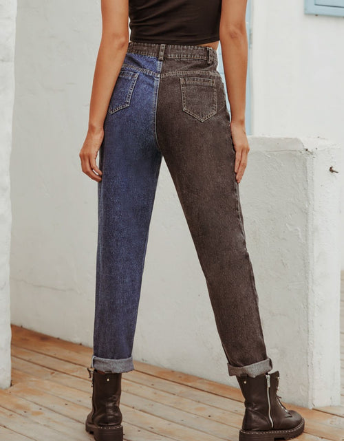 Load image into Gallery viewer, Two Tone Straight Leg Jeans
