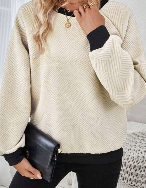 Load image into Gallery viewer, Texture Contrast Long Sleeve Sweatshirt

