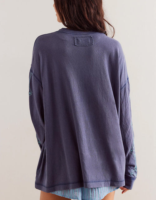 Load image into Gallery viewer, Embroidered Round Neck Long Sleeve Sweatshirt
