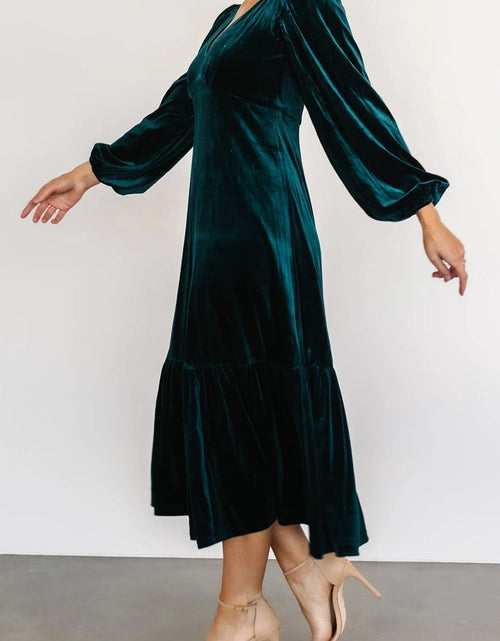 Load image into Gallery viewer, V-Neck Long Sleeve Midi Velvet Dress
