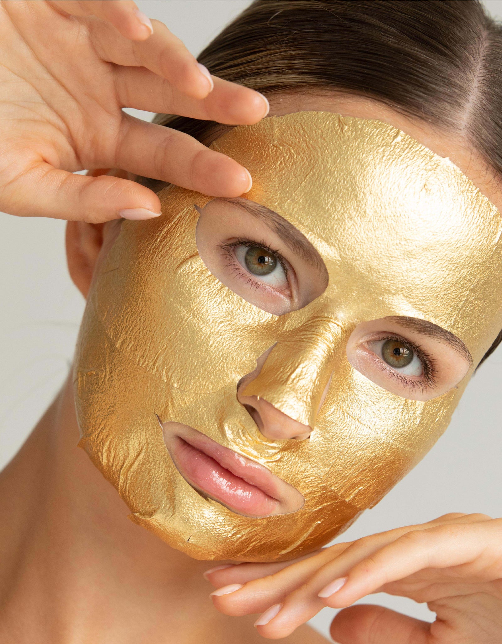 24K Gold Foil Premium Face Mask by LAPCOS