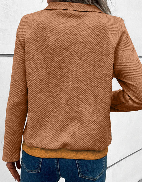 Load image into Gallery viewer, Geometric Snap Button Long Sleeve Sweatshirt
