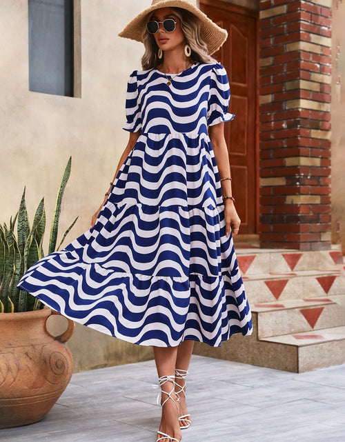 Load image into Gallery viewer, Wavy Striped Round Neck Short Sleeve Dress
