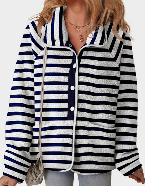 Load image into Gallery viewer, Pocketed Half Snap Sherpa Jacket

