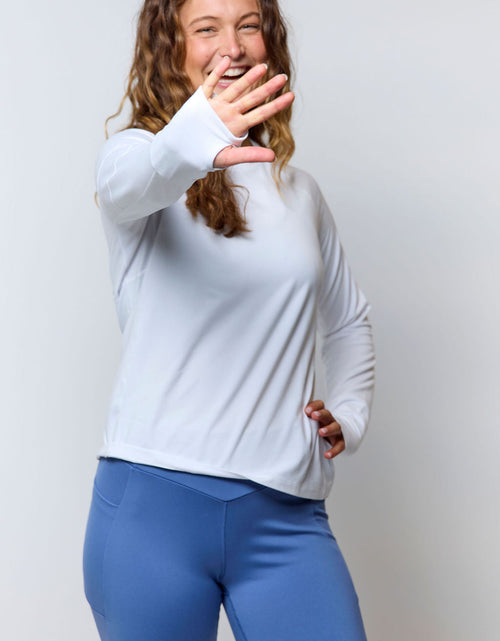 Load image into Gallery viewer, Foudy 2.0 Women's Long Sleeve Athletic Top
