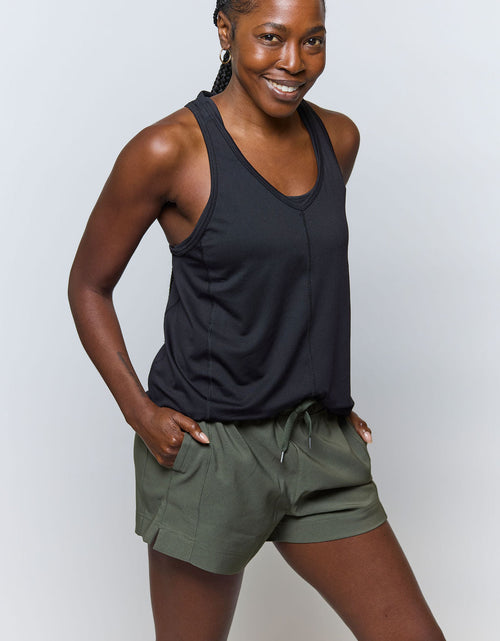 Load image into Gallery viewer, Indie 2.0 Women's Sport Shorts
