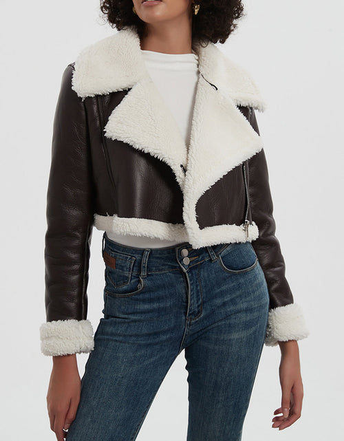 Load image into Gallery viewer, Collared Neck Long Sleeve Plush Cropped Jacket
