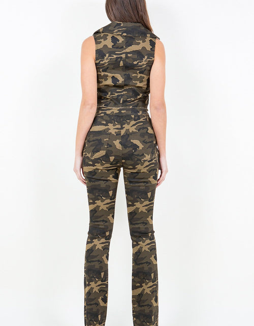Load image into Gallery viewer, American Bazi V-Cut Ruched Camo Flare Pants
