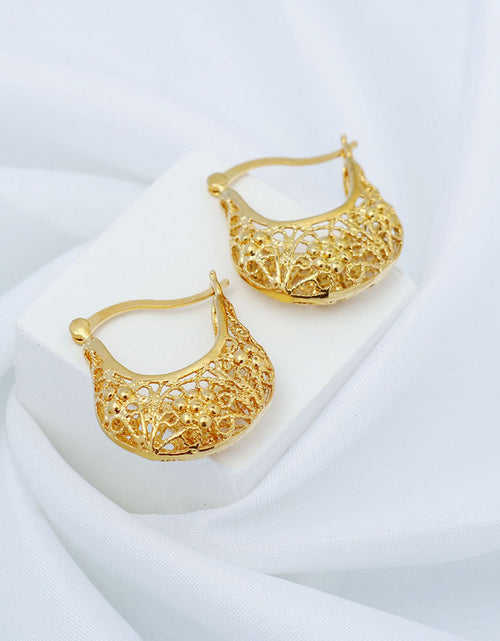 Load image into Gallery viewer, 14K Gold Cute Filigree Hoop Earring
