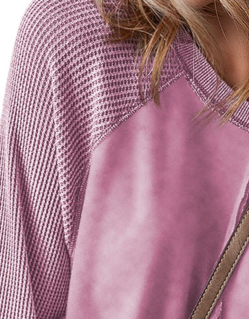 Load image into Gallery viewer, Exposed Seam Long Sleeve Sweatshirt
