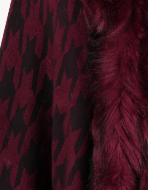 Load image into Gallery viewer, Houndstooth Fringe Hem Poncho
