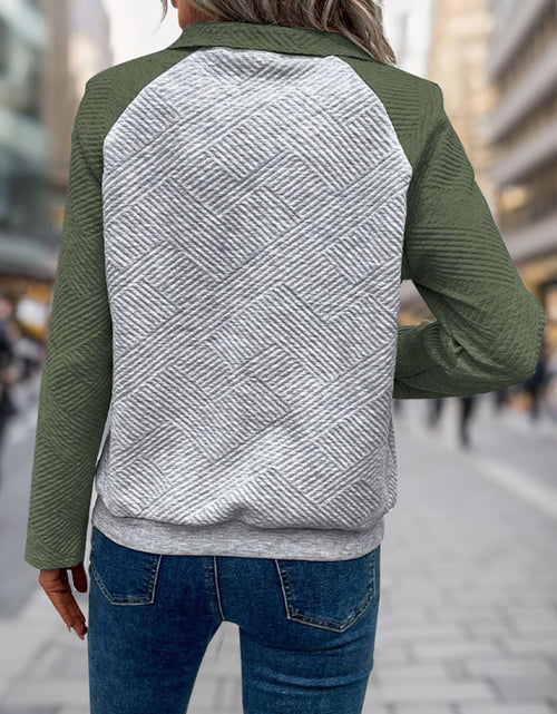 Load image into Gallery viewer, Perfee Contrast Textured Long Sleeve Sweatshirt
