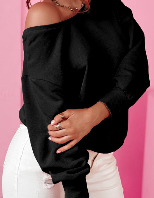 Load image into Gallery viewer, Bow Round Neck Long Sleeve Sweatshirt
