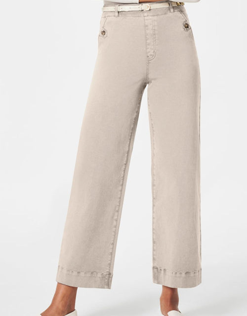 Load image into Gallery viewer, High Waist Jeans with Pockets
