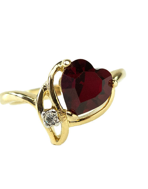 Load image into Gallery viewer, Vintage Jewelry Emerald Austrian Crystal Heart Ring 18k Yellow gold Electroplated Made in the USA by PVD Vintage Jewelry
