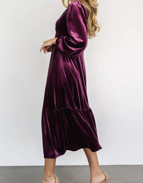 Load image into Gallery viewer, V-Neck Long Sleeve Midi Velvet Dress
