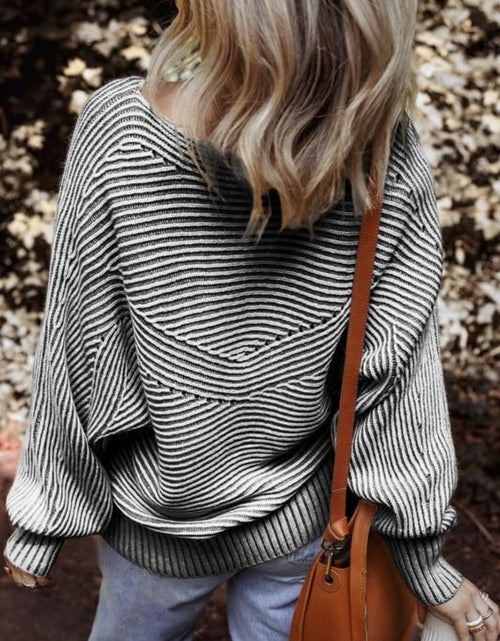Load image into Gallery viewer, Textured Striped Round Neck Long Sleeve Top
