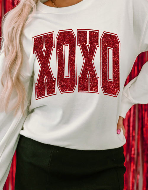 Load image into Gallery viewer, Valentine’s Day XOXO Glitter Round Neck Sweatshirt
