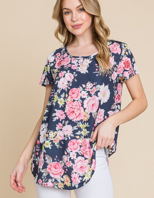 Load image into Gallery viewer, BOMBOM Floral Round Neck Short Sleeve T-Shirt
