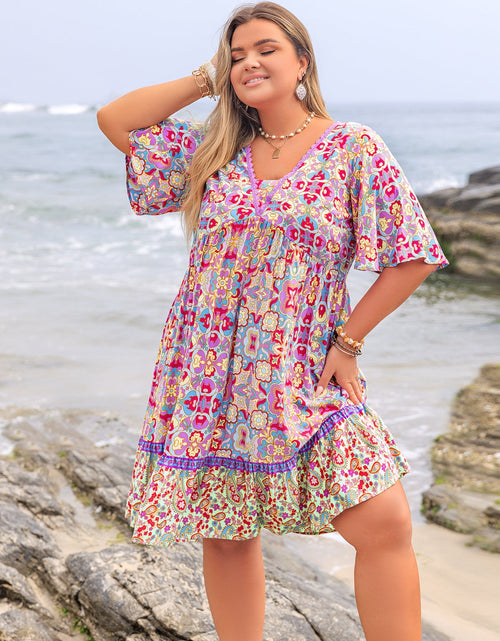 Load image into Gallery viewer, Plus Size Lace Detail Printed Half Sleeve Dress
