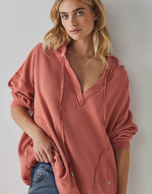 Load image into Gallery viewer, Exposed Seam Drawstring Long Sleeve Hoodie

