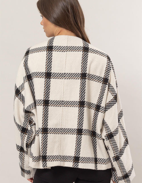Load image into Gallery viewer, HYFVE Plaid Long Sleeve Jacket with Side Slit Pockets
