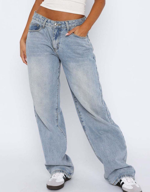 Load image into Gallery viewer, Wide Leg Jeans with Pockets
