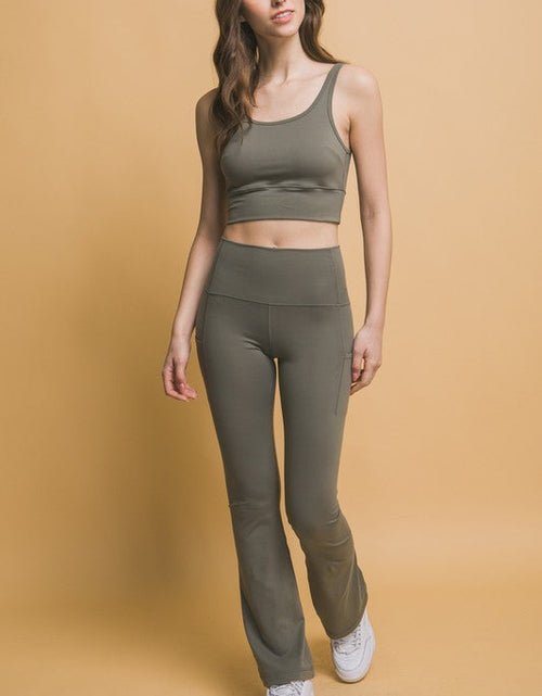 Load image into Gallery viewer, Love Tree High Waist Flare Active Leggings with Side Pockets
