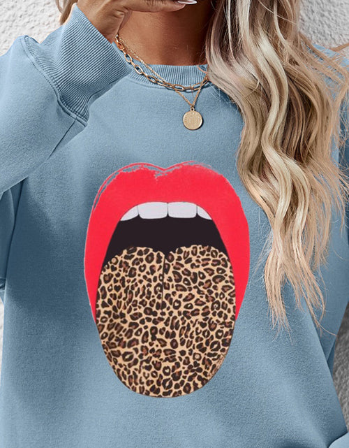 Load image into Gallery viewer, Leopard Lip Graphic Round Neck Sweatshirt
