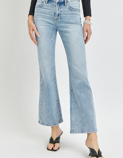 Load image into Gallery viewer, RISEN Full Size High Rise Ankle Flare Jeans
