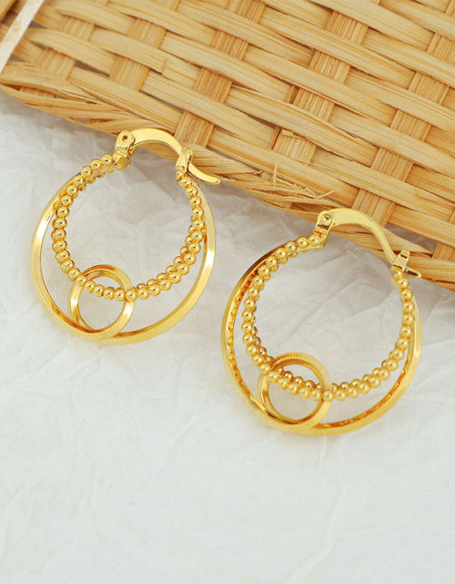 Load image into Gallery viewer, 18K Gold Hollow Patterned Earrings
