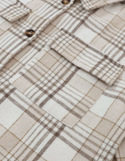 Load image into Gallery viewer, Plaid Removable Hood Button Up Shacket
