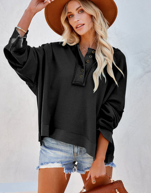 Load image into Gallery viewer, Exposed Seam Long Sleeve Hoodie
