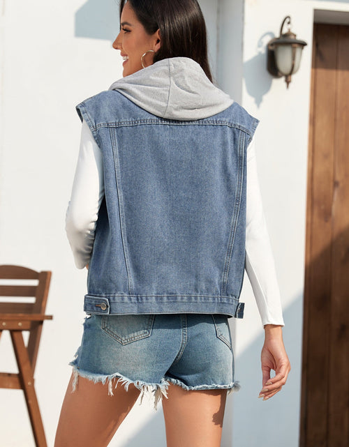 Load image into Gallery viewer, Pocketed Button Up Hooded Denim Jacket
