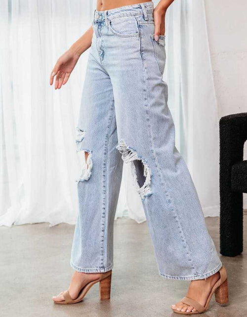 Load image into Gallery viewer, Distressed Wide Leg Jeans with Pockets
