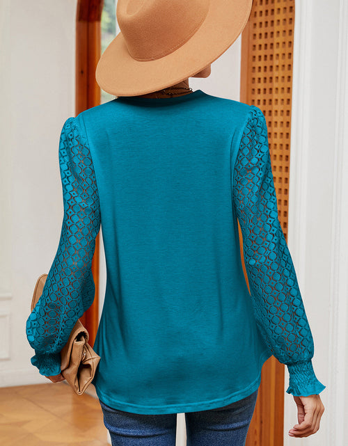 Load image into Gallery viewer, Openwork V-Neck Long Sleeve T-Shirt
