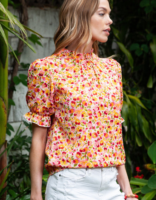 Load image into Gallery viewer, Floral Puff Sleve Keyhole Blouse
