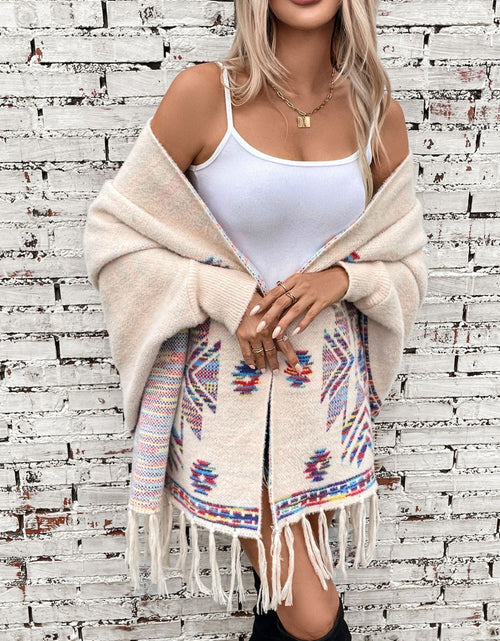 Load image into Gallery viewer, Fringe Geometric Open Front Long Sleeve Cape

