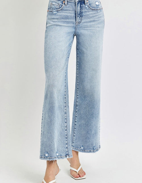 Load image into Gallery viewer, RISEN Full Size Tummy Control High Rise Crop Wide Leg Jeans
