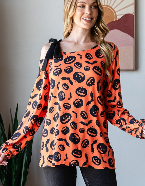 Load image into Gallery viewer, Heimish Pumpkin Print One Shoulder T-Shirt
