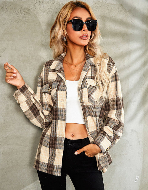 Load image into Gallery viewer, Plaid Button Down Collared Jacket
