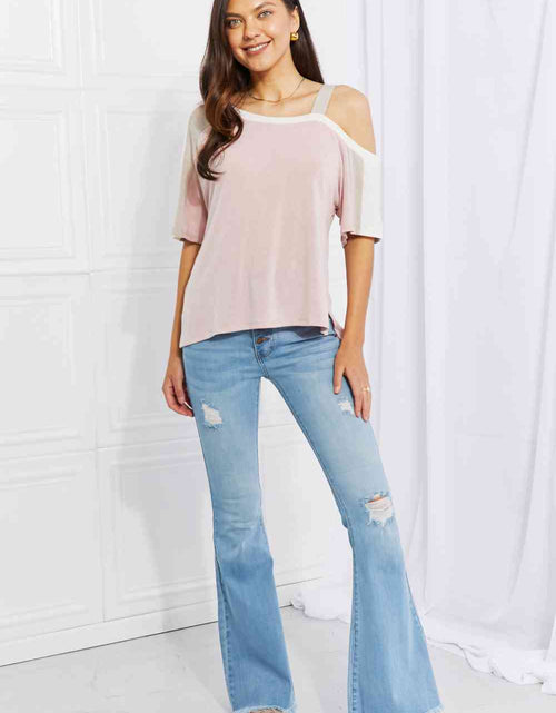 Load image into Gallery viewer, Andree by Unit Full Size Something Simple Cold Shoulder Tee
