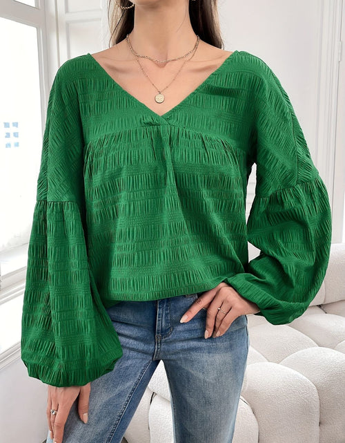 Load image into Gallery viewer, Plus Size Texture V-Neck Long Sleeve Top

