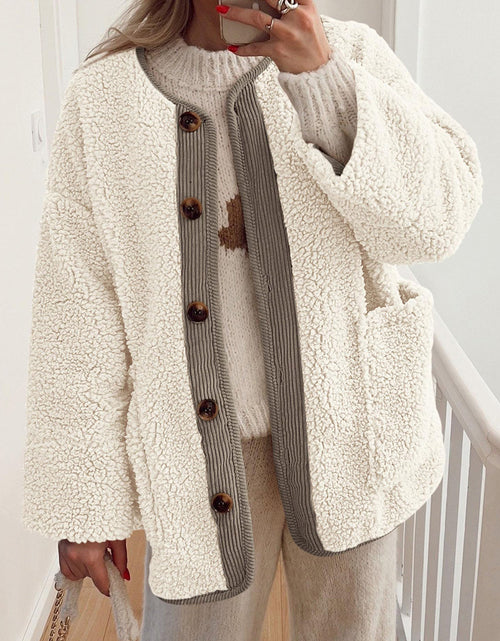 Load image into Gallery viewer, Contrast Button Up Sherpa Jacket with Pockets
