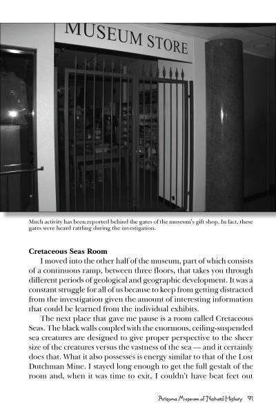 Load image into Gallery viewer, Finding Ghosts in Phoenix by Schiffer Publishing
