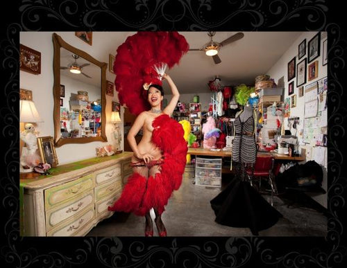 Load image into Gallery viewer, It's All That Glitters by Schiffer Publishing
