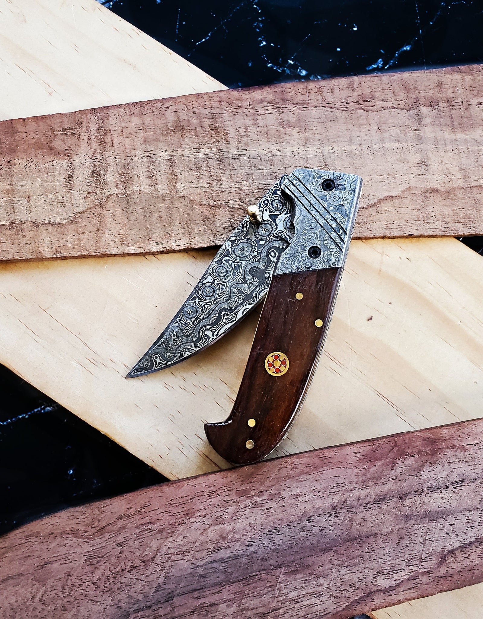 TF-001 by Titan International Knives