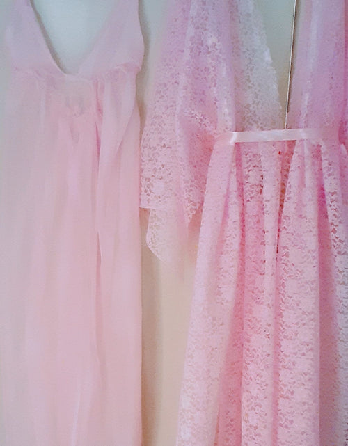 Load image into Gallery viewer, Tulle and  chiffon dream touch dress by AkitaArigatosonFashion

