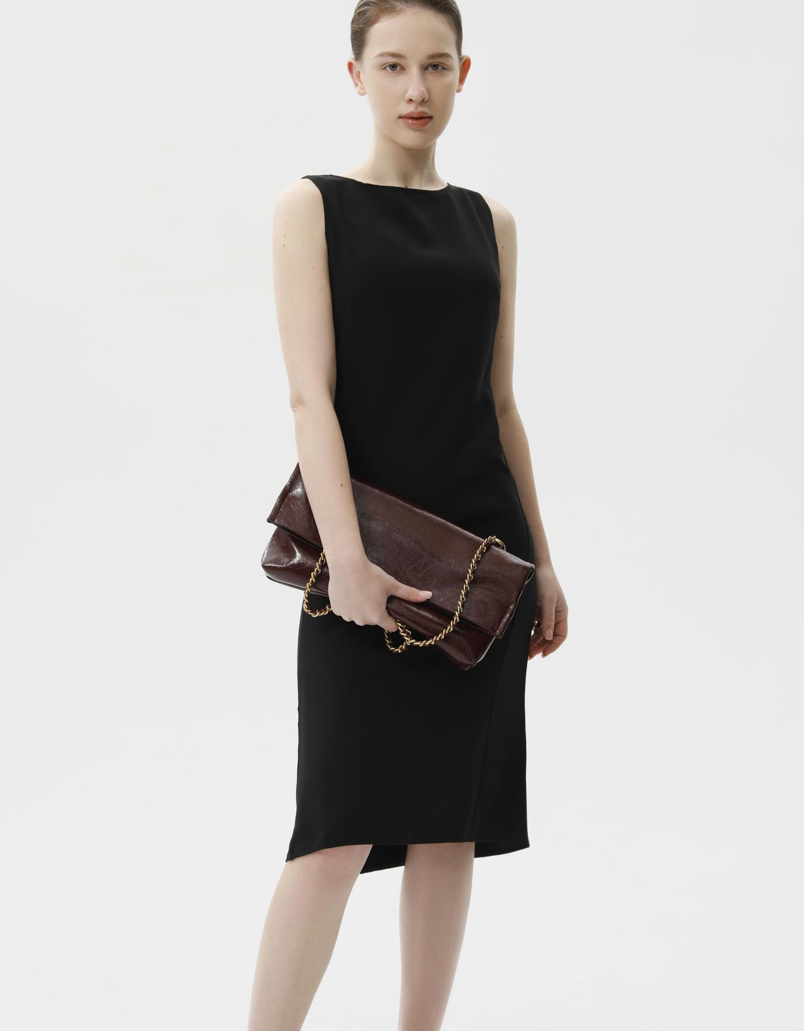 Rei Leather Bag, Red Wine by Bob Oré