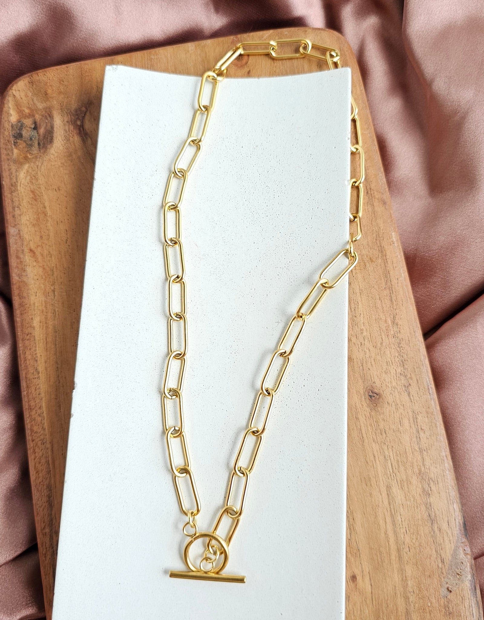 Luxe Gold Chunky Paper Clip Chain - 20" by Spiffy & Splendid
